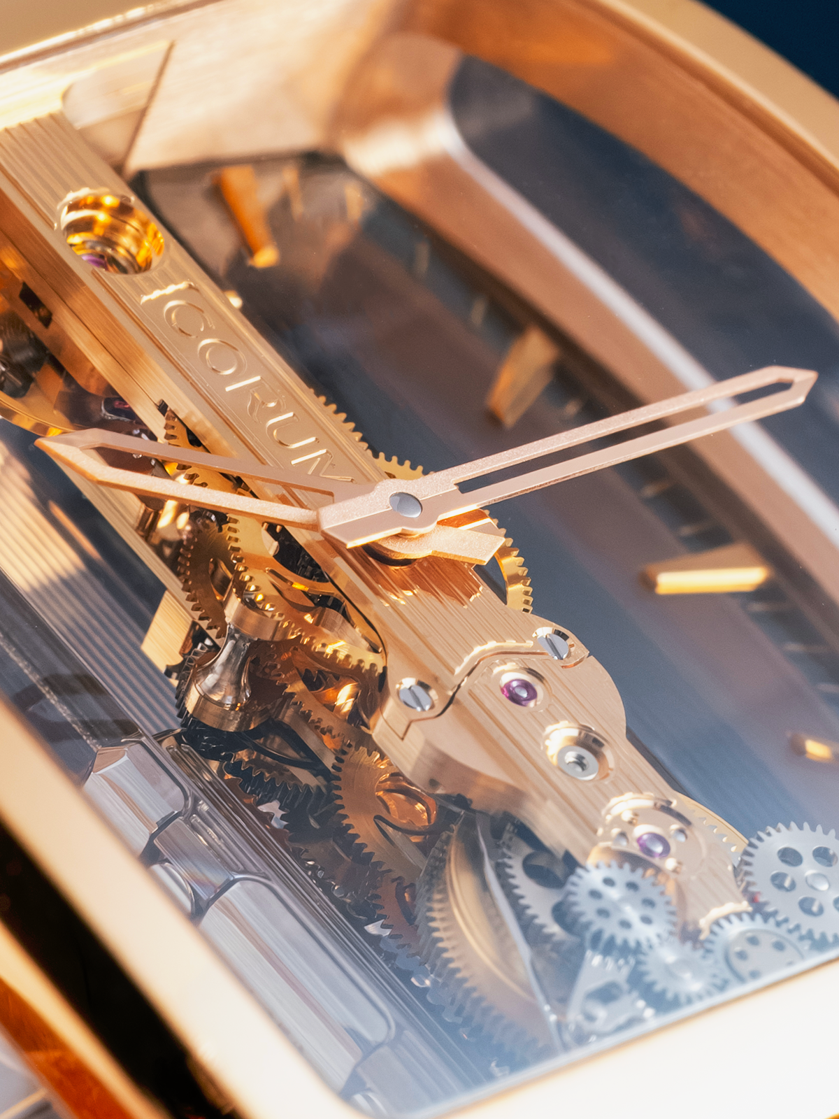 Corum Golden Bridge Automatic Ref. 05.0084 de 2013