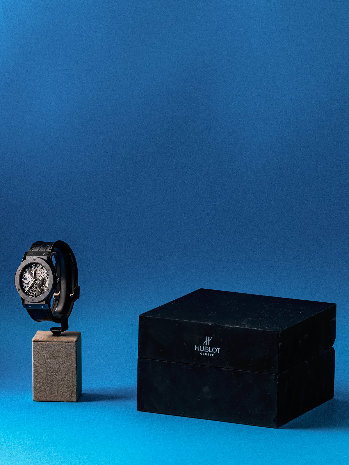Hublot Classic Fusion Ultra-Thin Skeleton All Black 42mm, ref. 545.CM.0140.LR de 2016