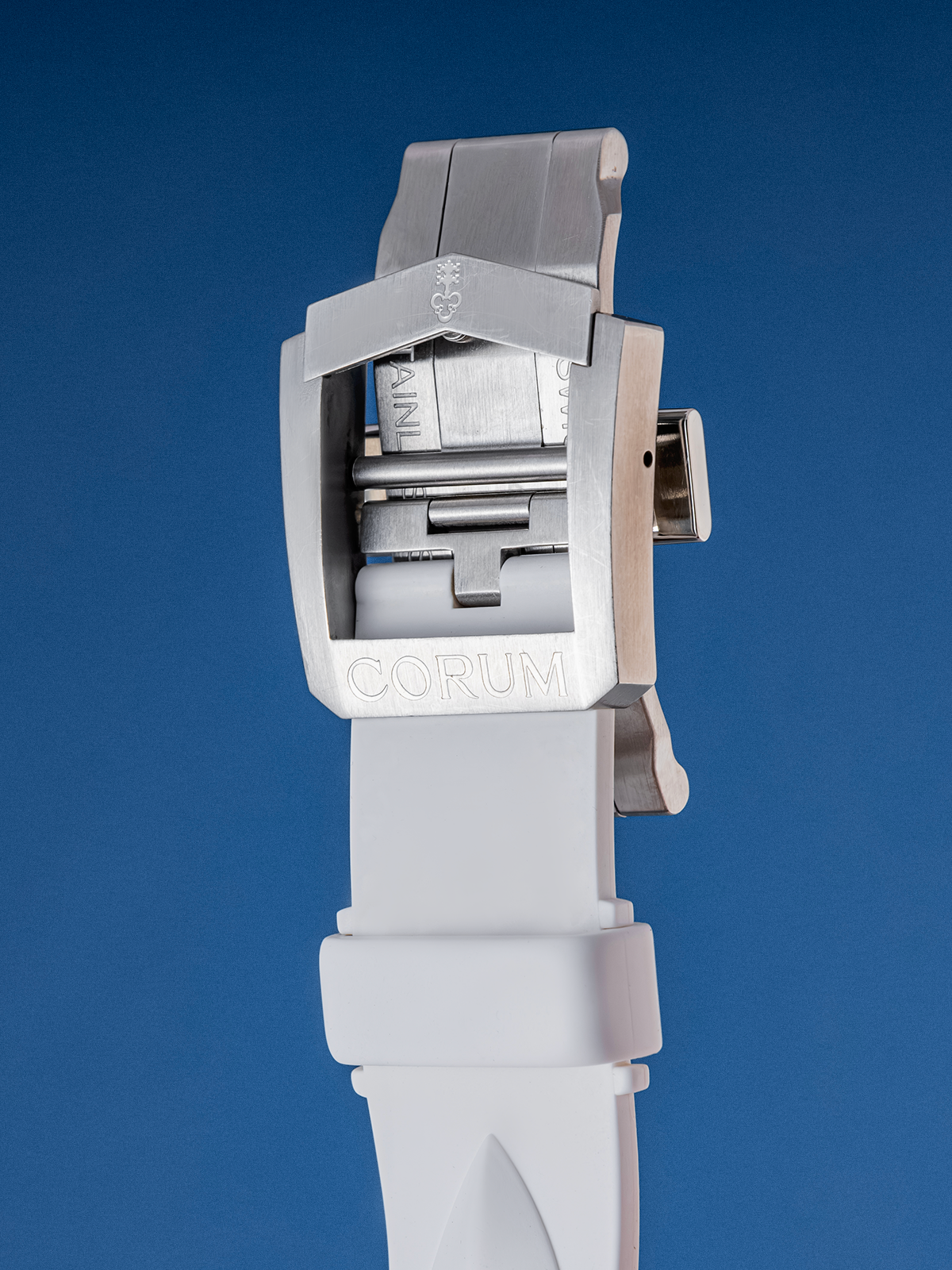 Corum Admiral's Cup Challenger Chronograph 40mm ref. 01.0056 de 2011