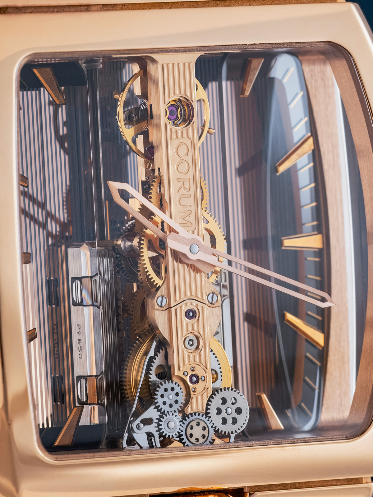 Corum Golden Bridge Automatic Ref. 05.0084 de 2013