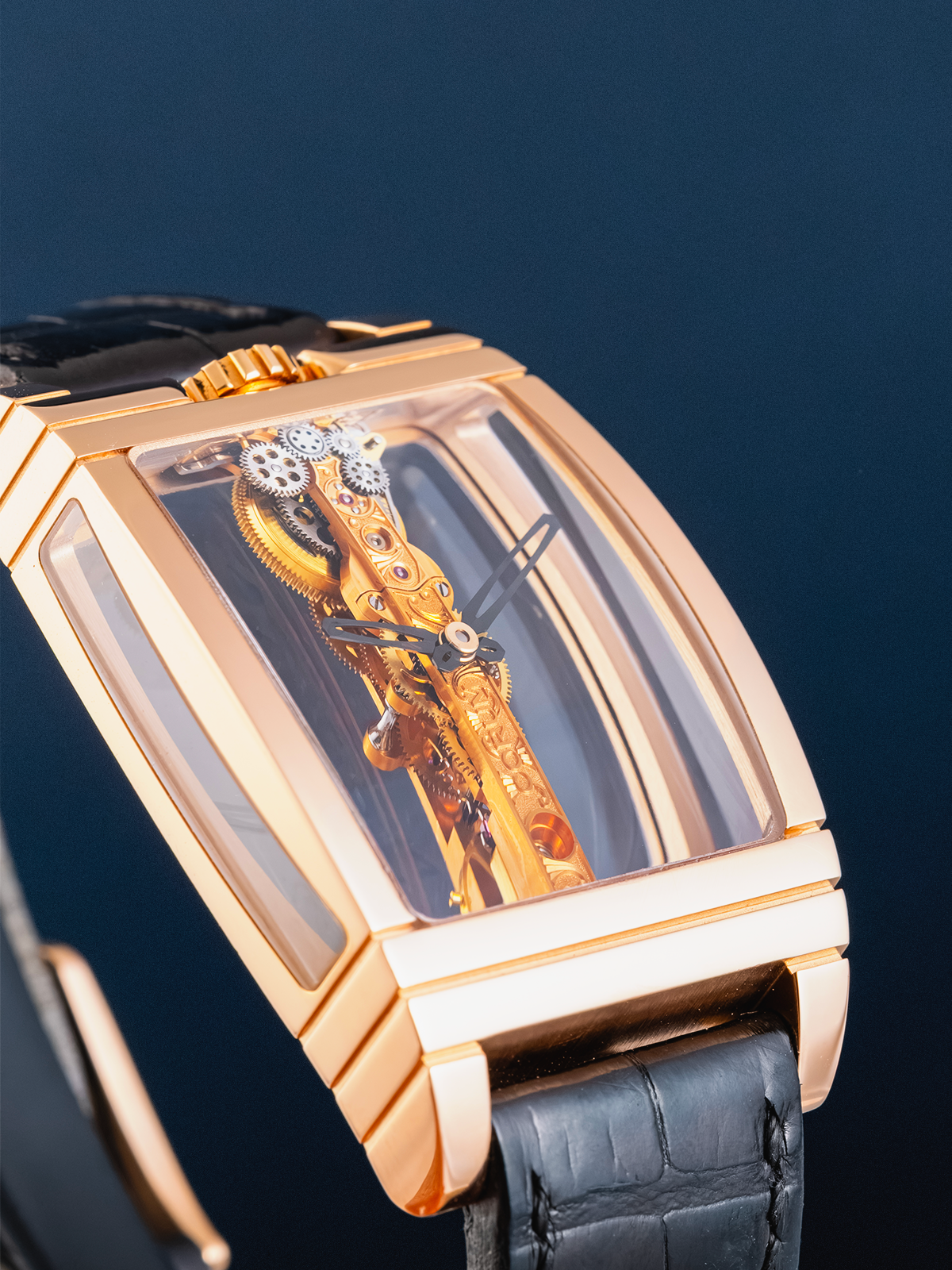 Corum Golden Bridge Rose Gold 50mm ref. 113.750.55 de 2005