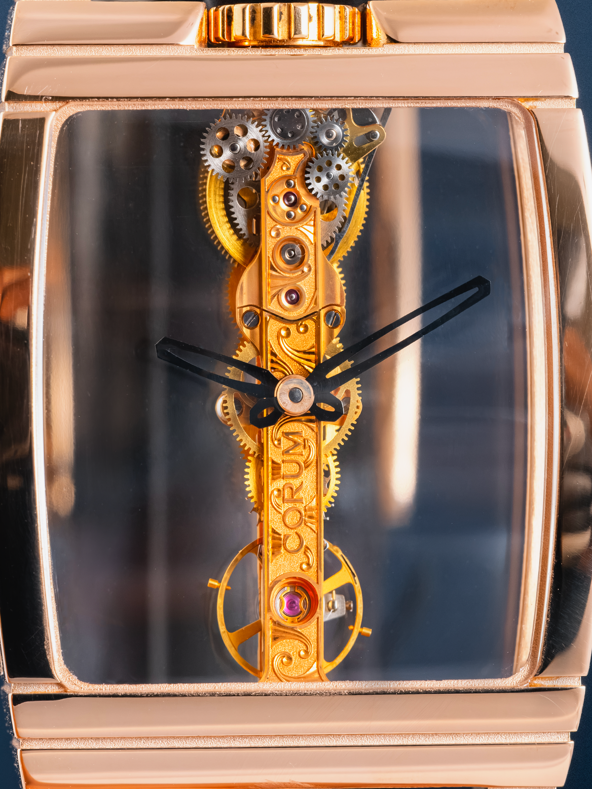 Corum Golden Bridge Rose Gold 50mm ref. 113.750.55 de 2005