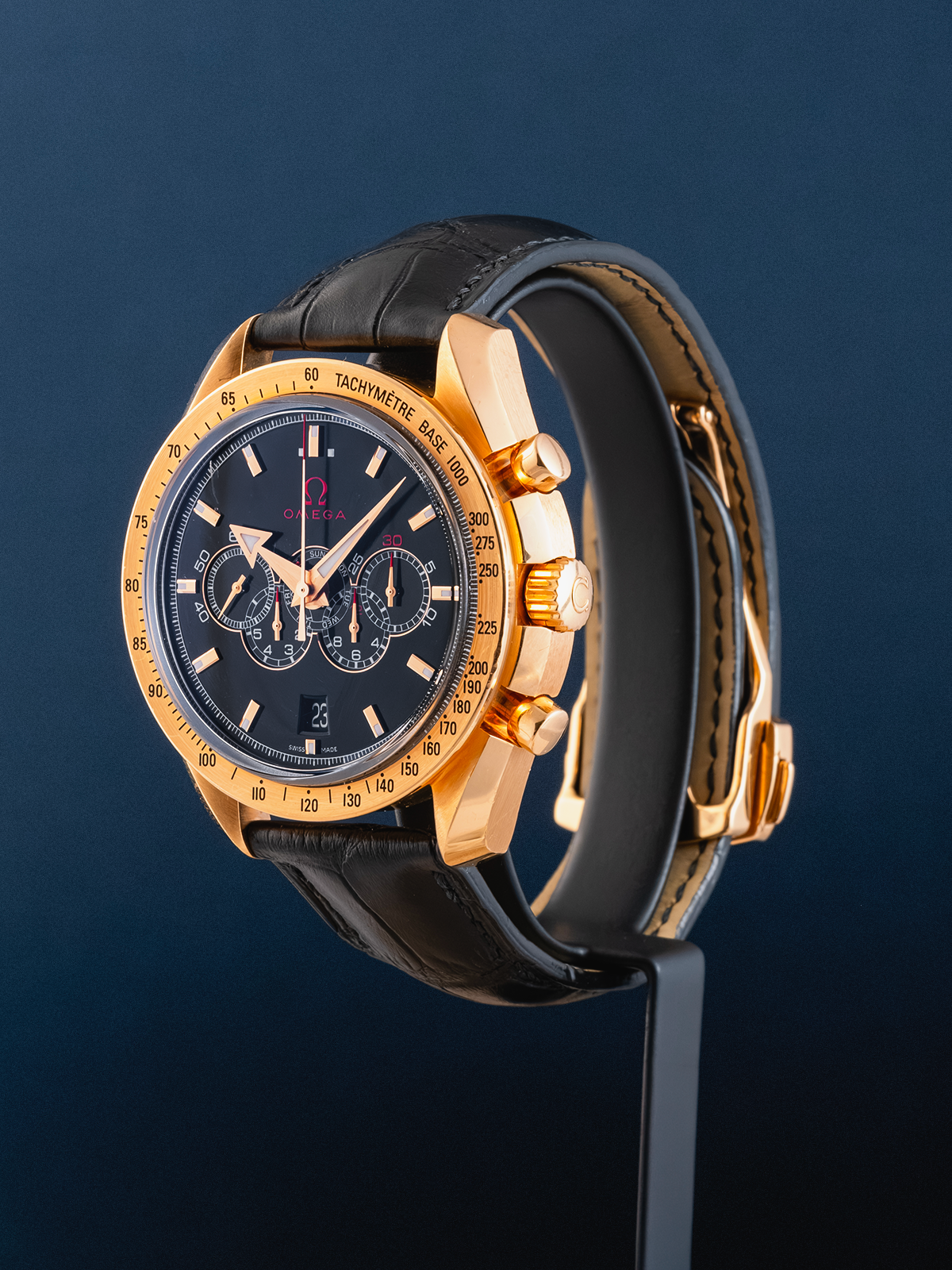 Omega Speedmaster Broad Arrow 18K Yellow Gold  44.25mm ref. 321,53,44,52,01,002 de 2009