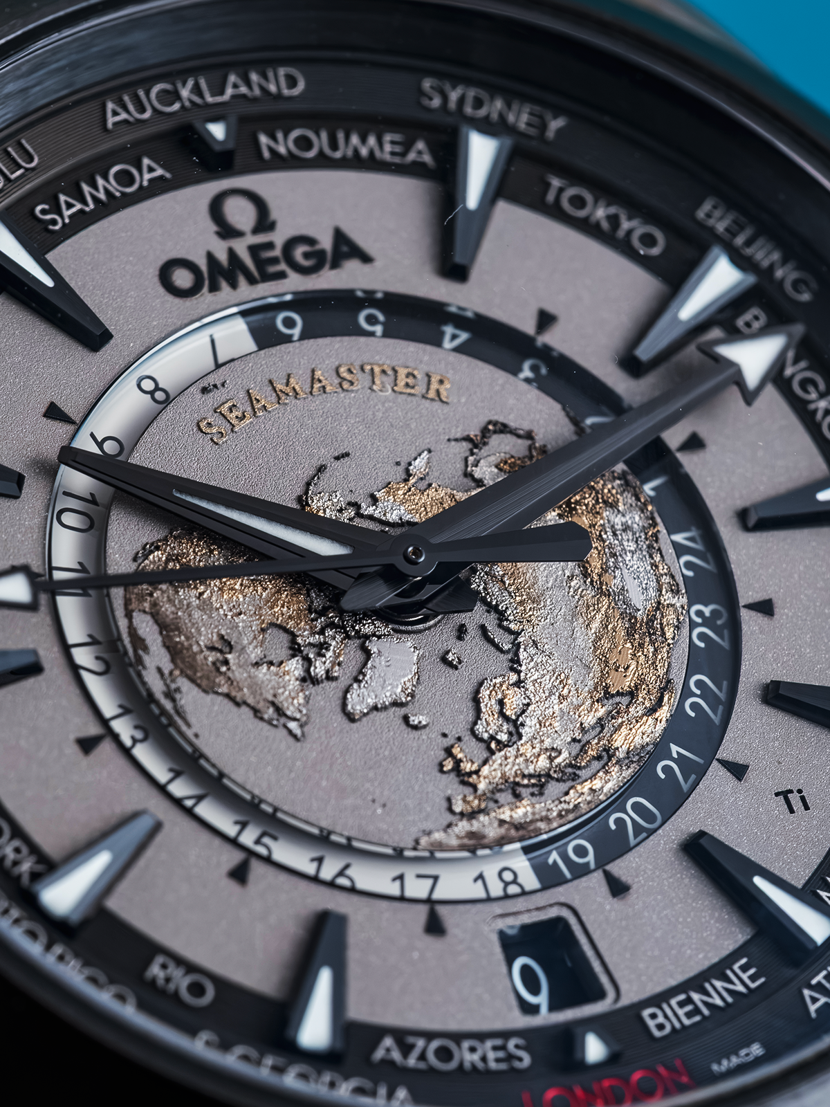 Omega Seamaster Aqua Terra Worldtimer 43mm ref. 220.92.43.22.99.001 Fullset de 2023
