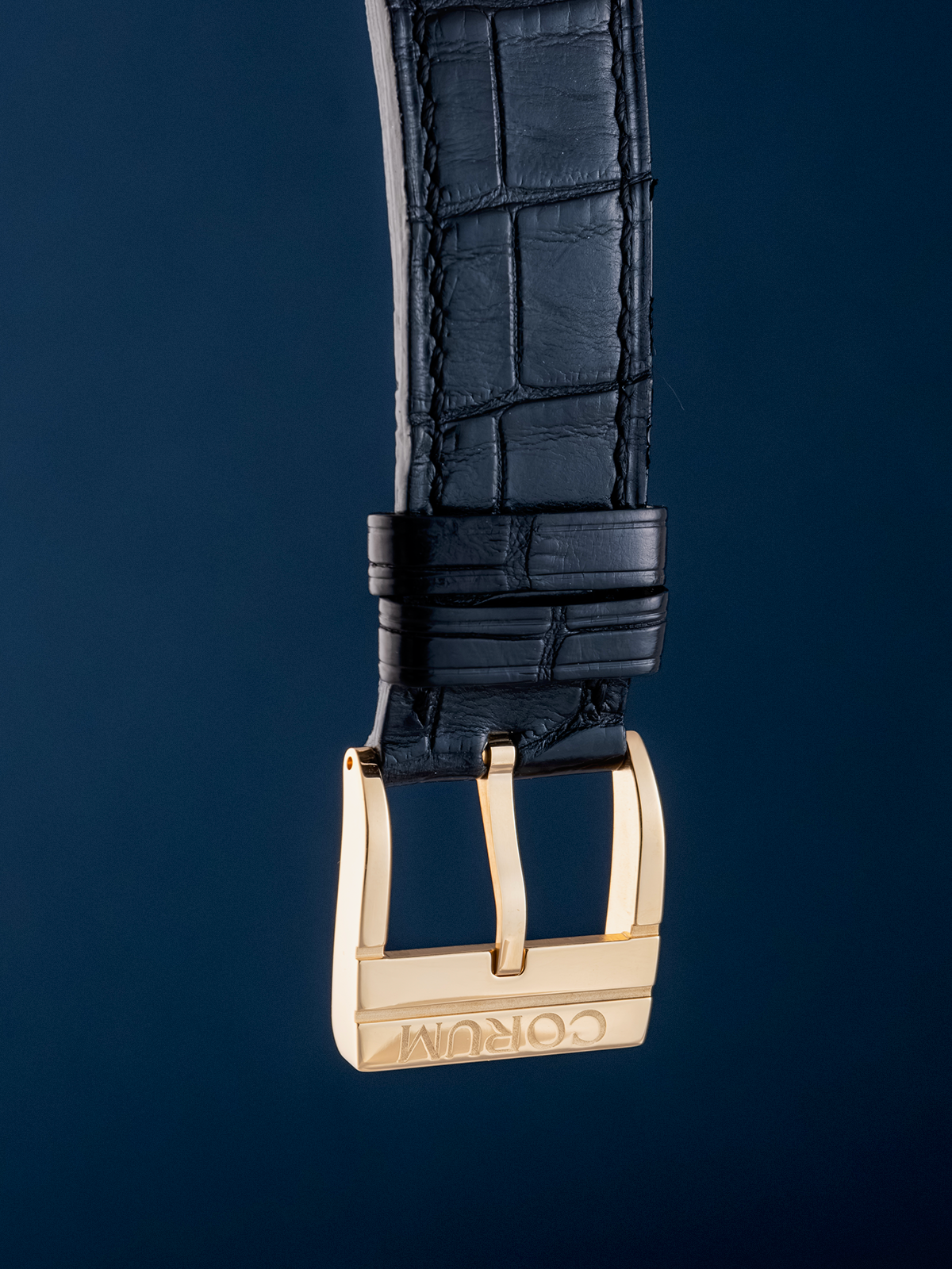Corum Golden Bridge Yellow Gold 50mm ref. 113.750.55 del 2005