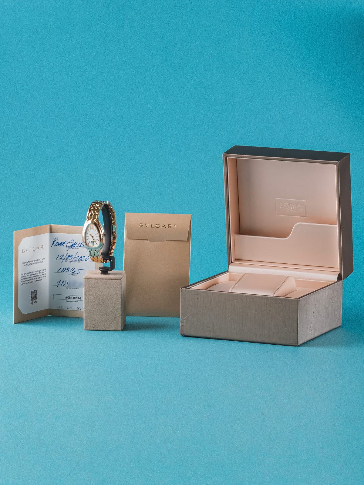 Bvlgari Seduttori 33mm Blanco ref. 103145 Fullset de 2026