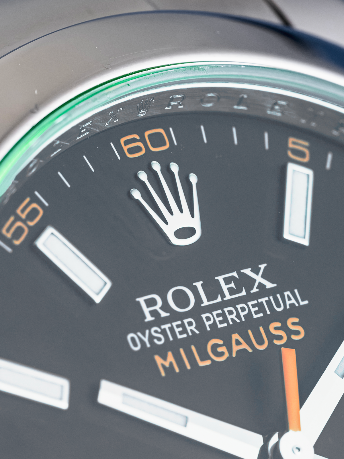 Rolex Milgauss Black Dial Serial "V" ref. 116400 del 2009