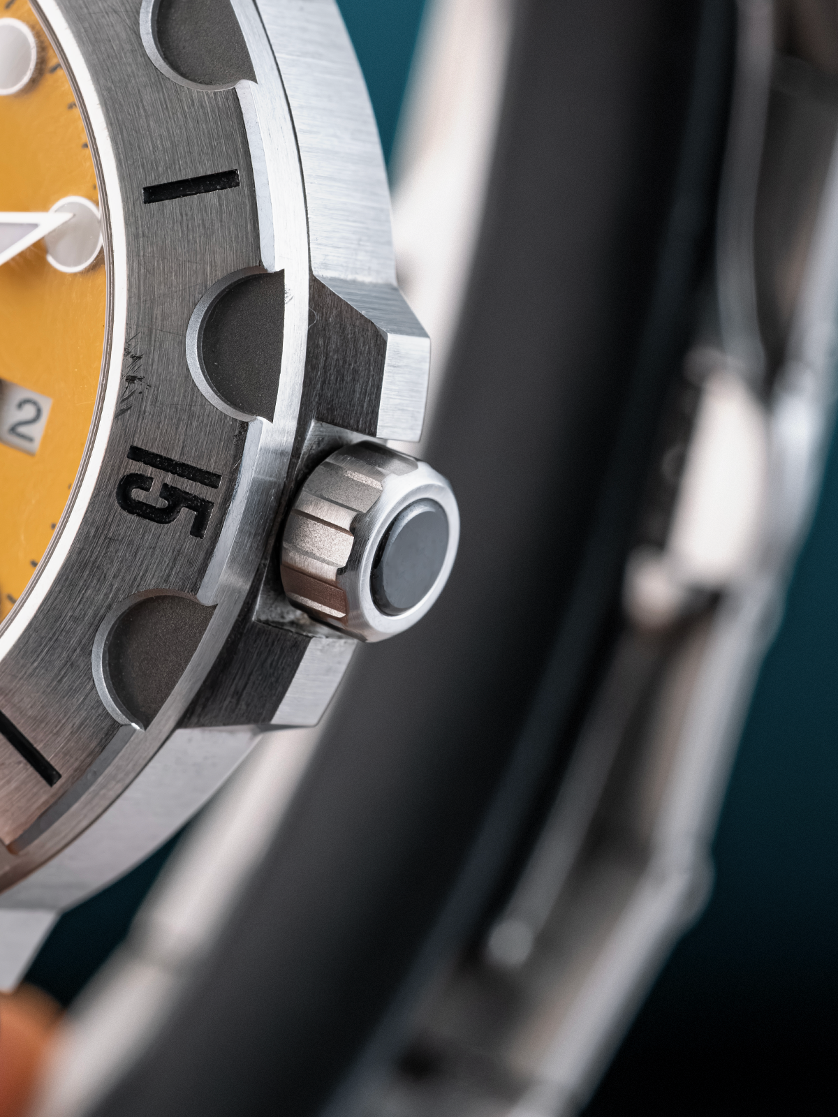 Bvlgari Diagono Scuba Amarillo ref. 102778 del 2021