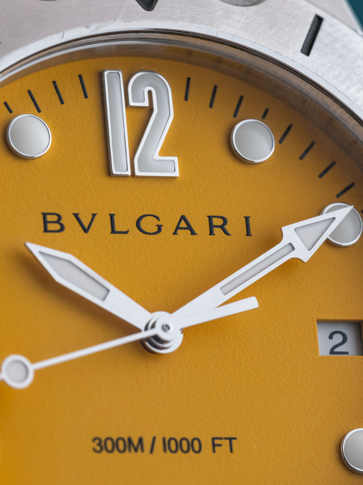 Bvlgari Diagono Scuba Amarillo ref. 102778 del 2021