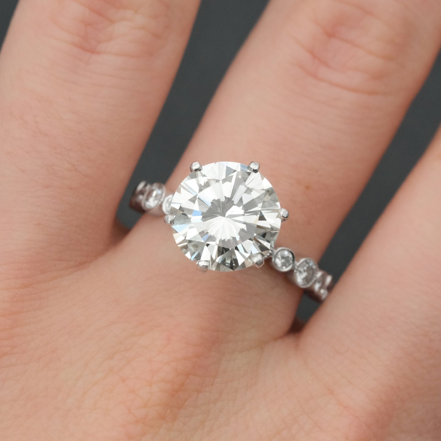 Anillo 4.11ct Diamante Natural VS1 Oro Blanco