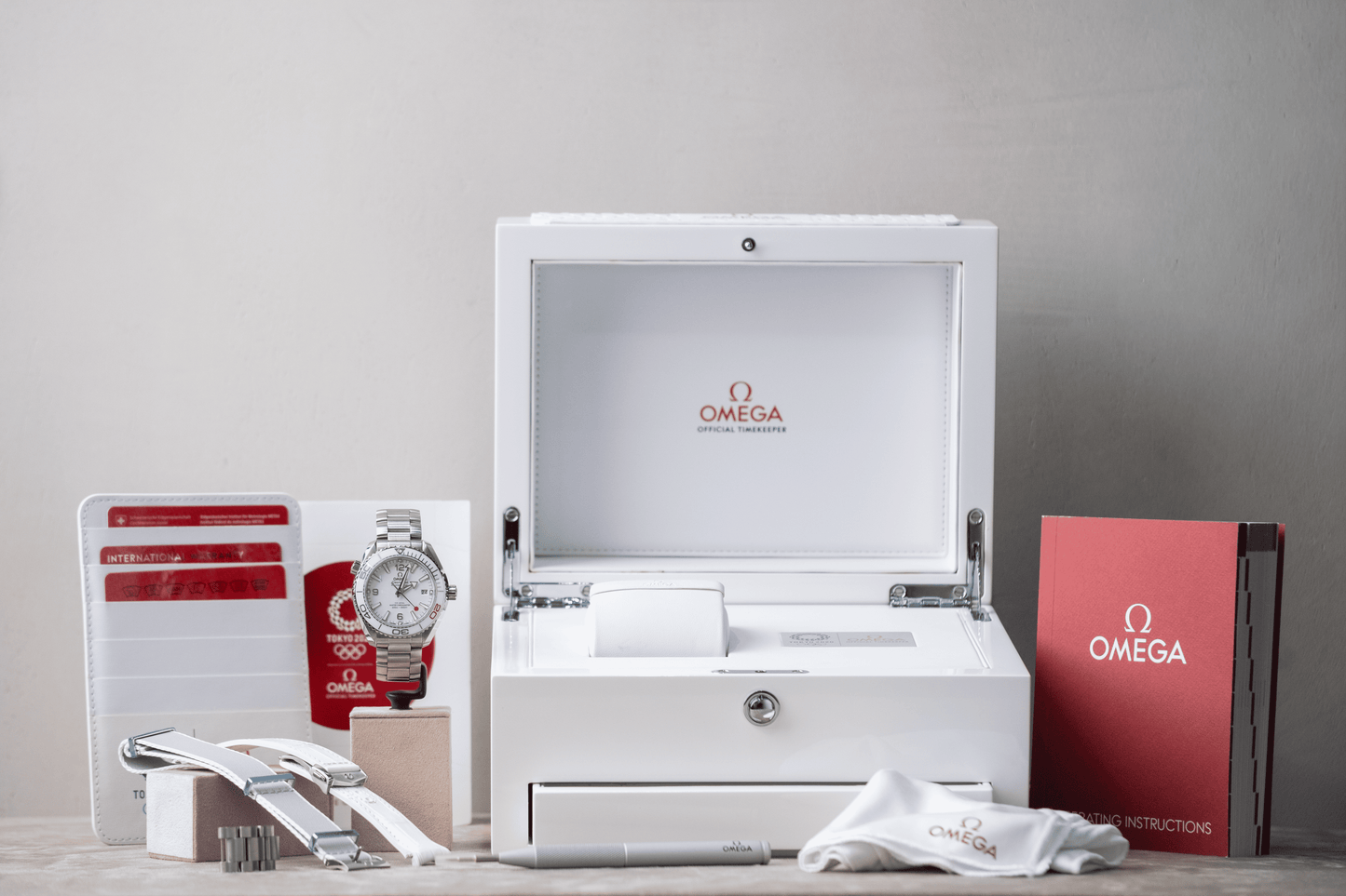Omega Seamaster Planet Ocean 600 M Tokyo 2020 39.5mm Ref. 522.33.40.20.04.001 de 2020 Full Set