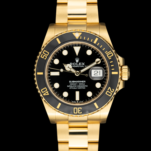 Rolex Submariner Date 41mm Ref. 126618LN de 2023 Yellow Gold Full Set.